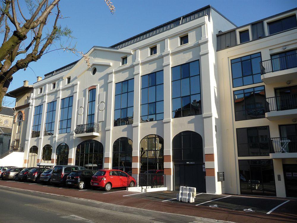 Lagrange Vacances Les Patios Eugenie Biarritz Exterior photo